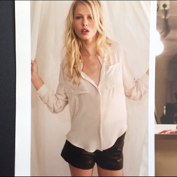 McGinn buttoned blouse - Picture 2 of 5